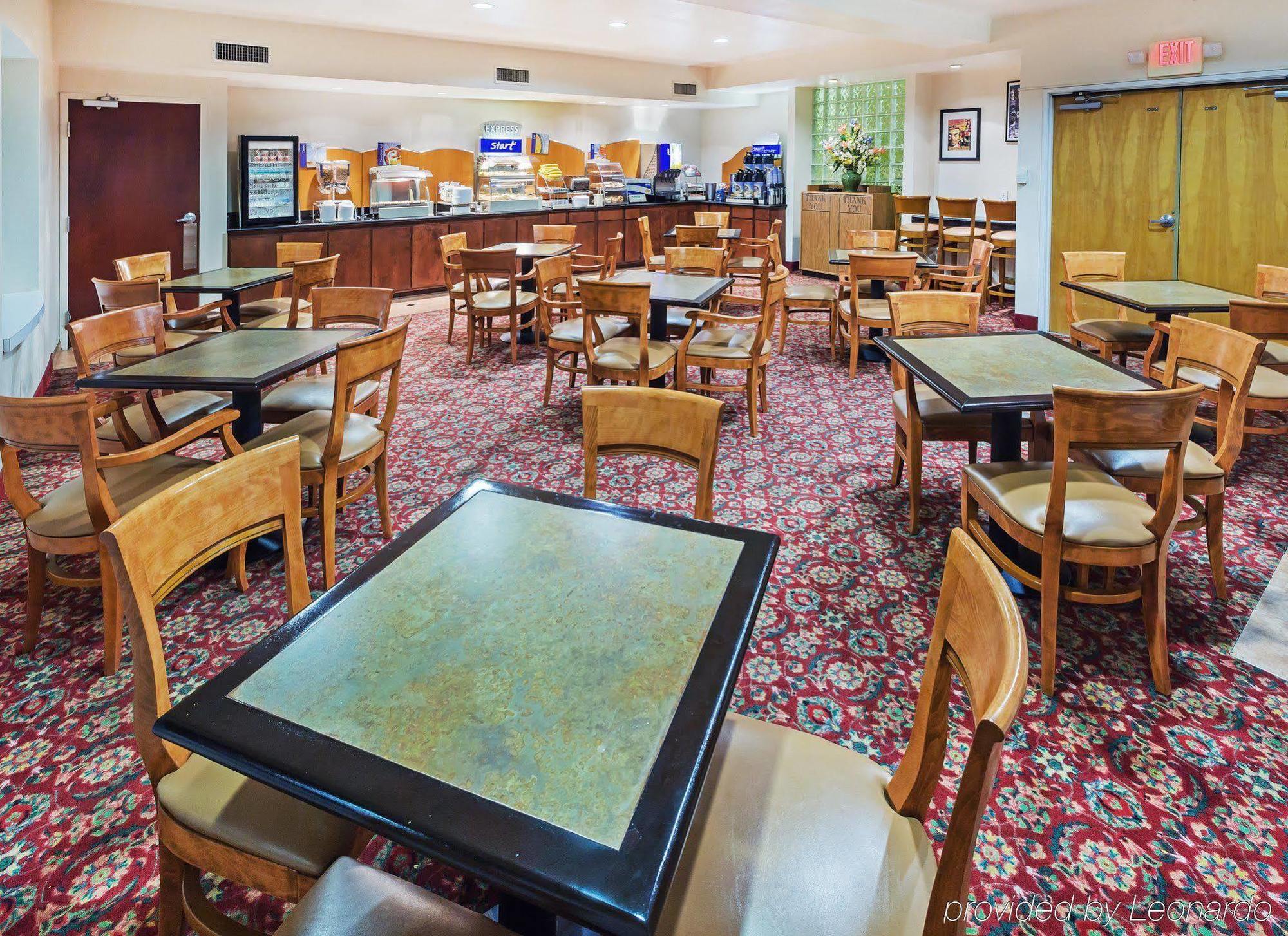 Four Points By Sheraton Dallas Arlington Entertainment District Ngoại thất bức ảnh