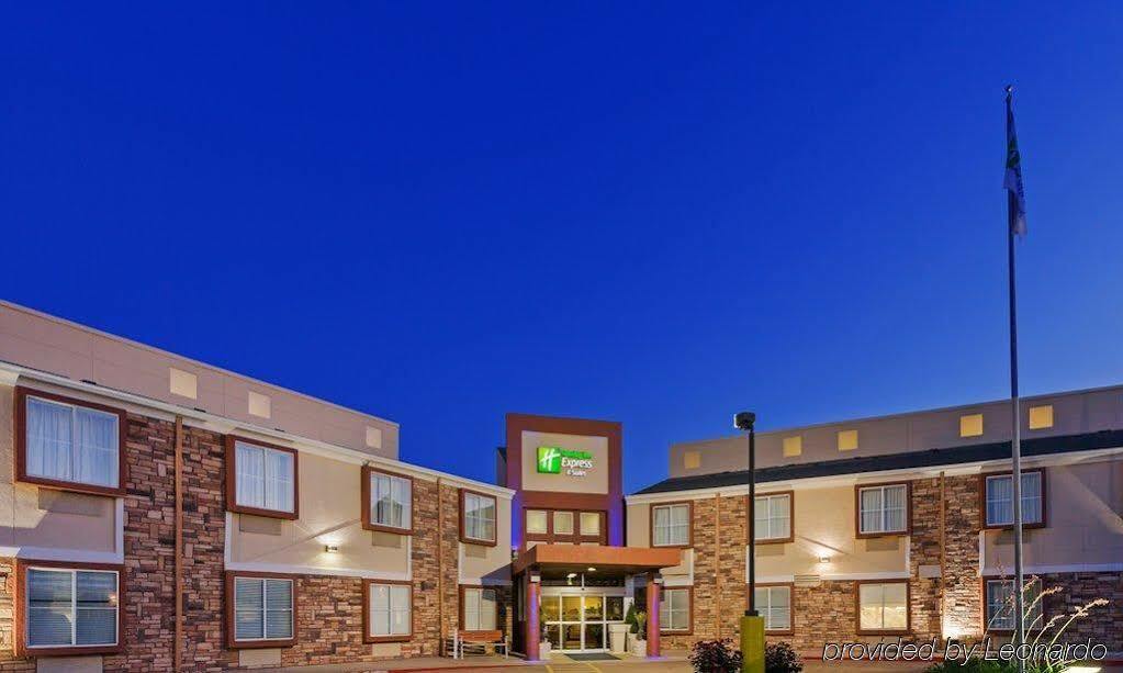 Four Points By Sheraton Dallas Arlington Entertainment District Ngoại thất bức ảnh